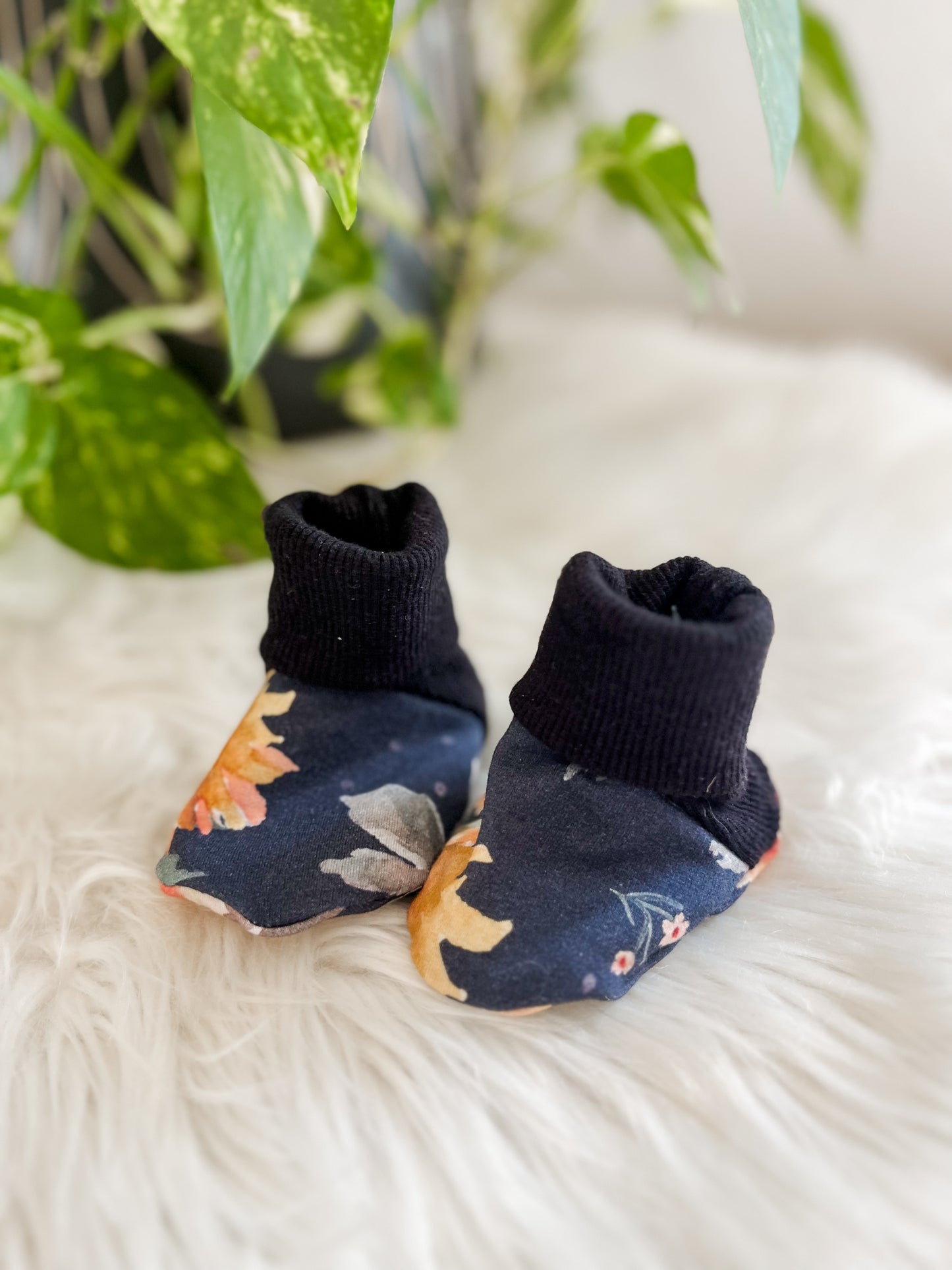 Baby Booties - Sunflowers